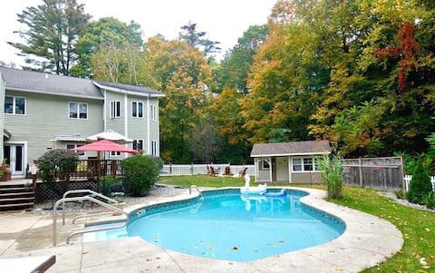 Luxury Saratoga Hideaway