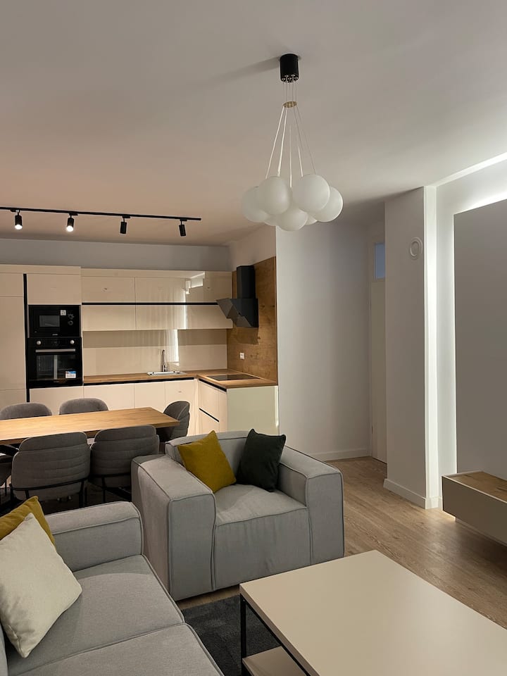 Comfy Spacious Apartment