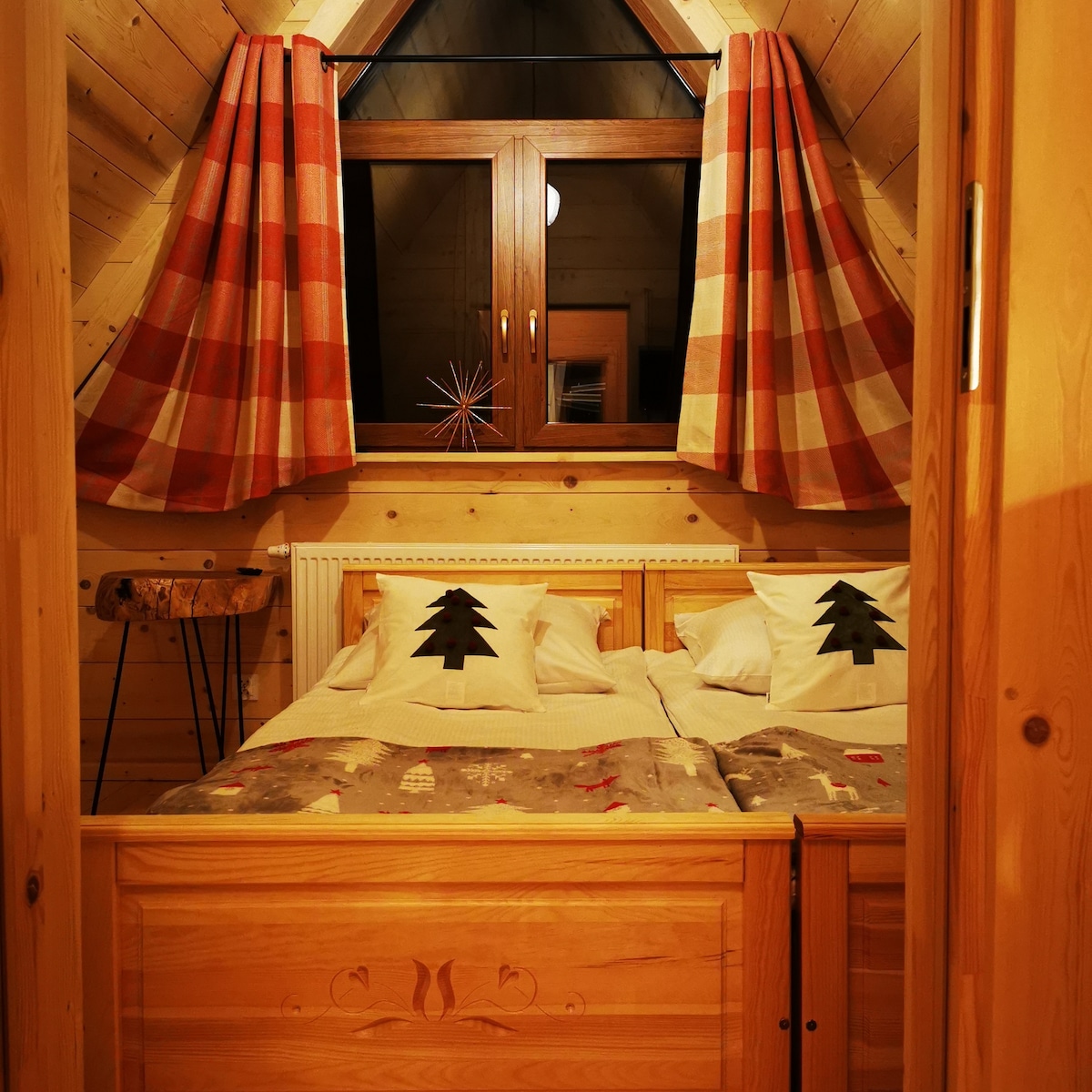 საძინებელი 2