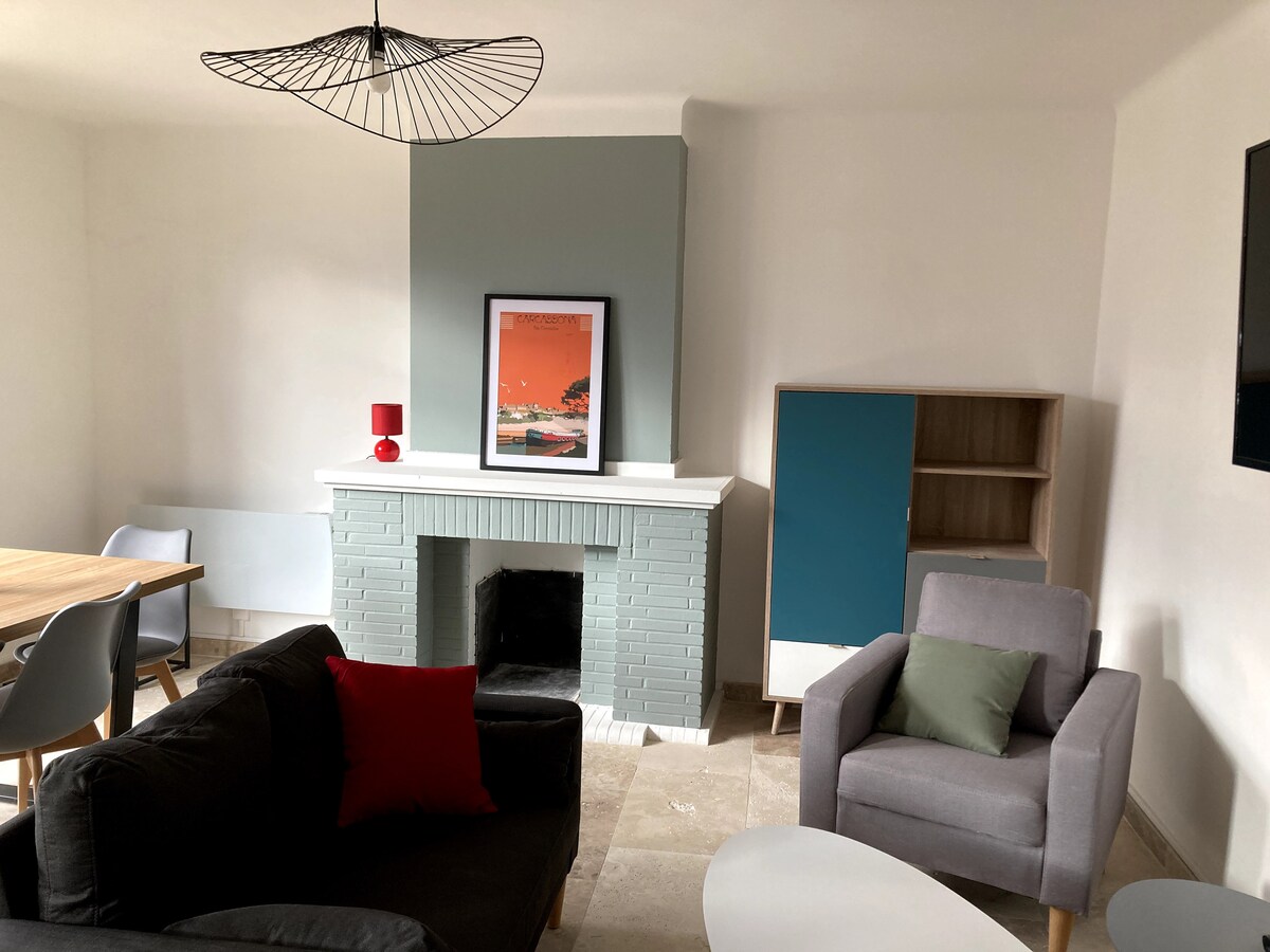 Top Airbnb: Carc'Appart Soleil - center square - Entertainment à Carcassonne