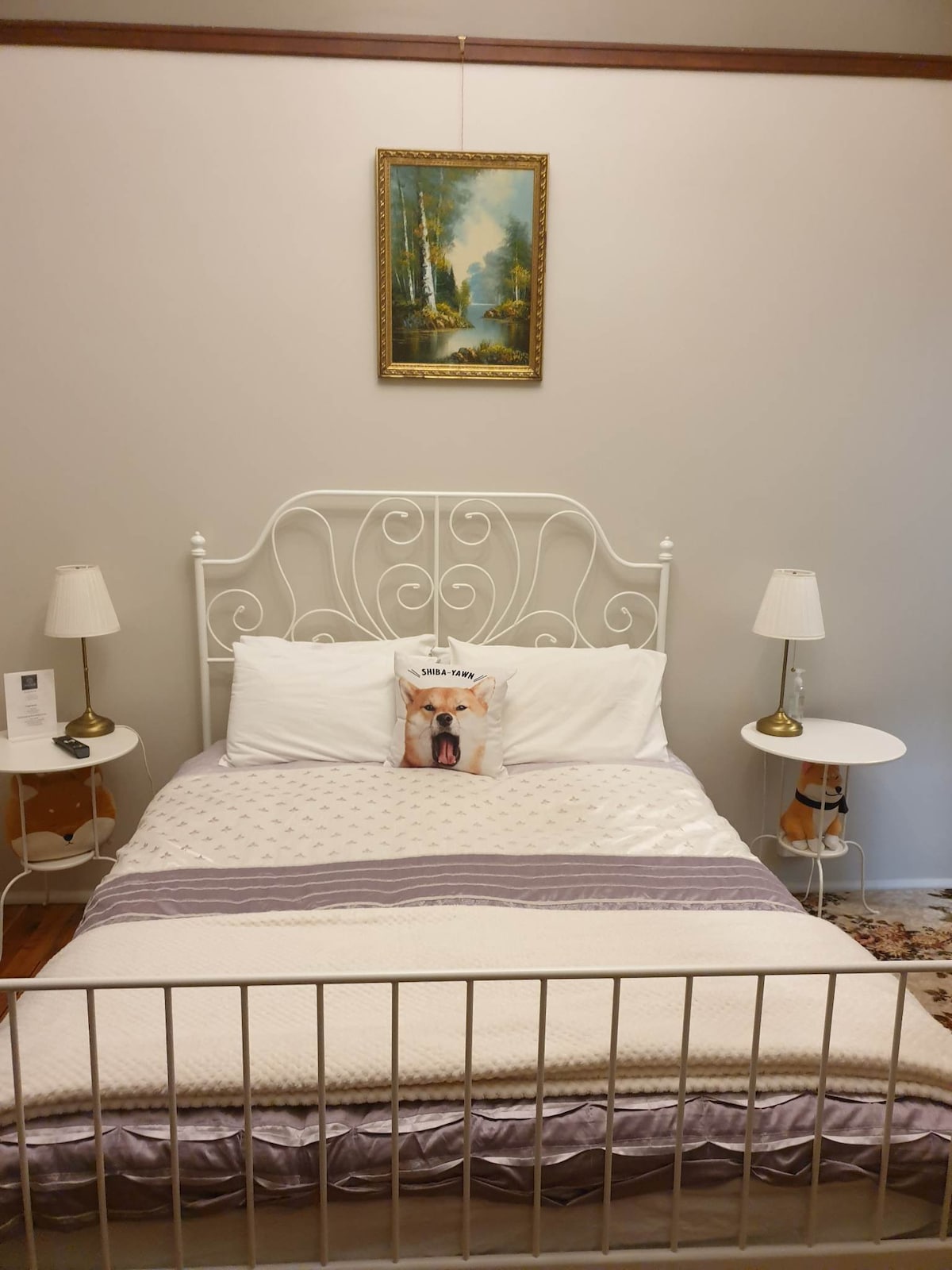 Cómoda cama tamaño queen