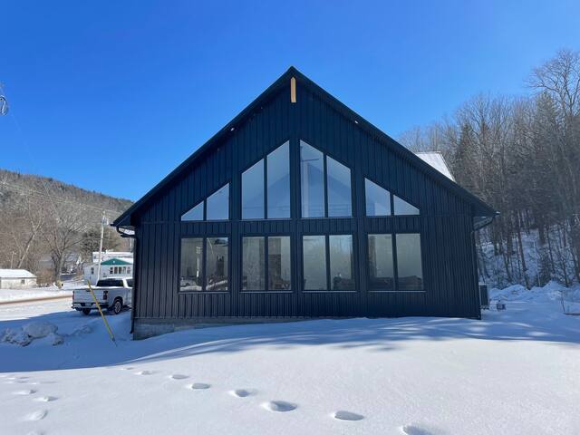 Murrickey Chalet (Sussex, NB) gallery image 2