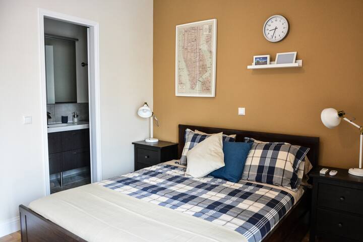 The Parthenon Terrace ReNoVaTeD with a view ! gallery image 3