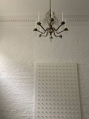 Stijlvol herenhuis met privéparking voor max. 10p gallery image 4