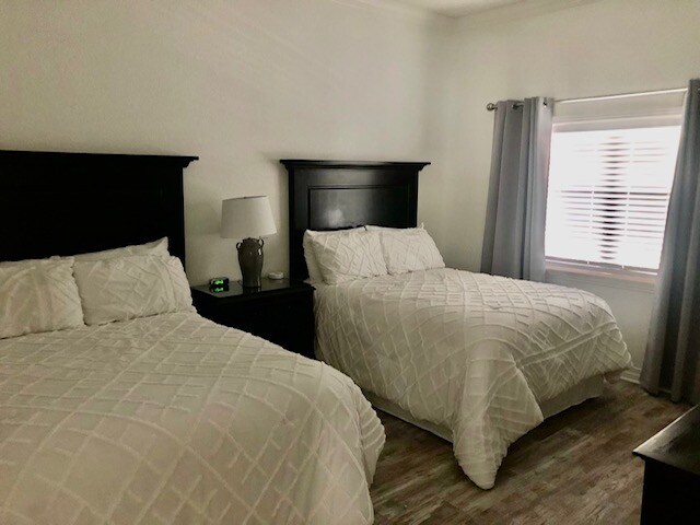 双人床和套内卫生间