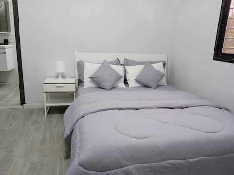 Cozy Modern Studio 1