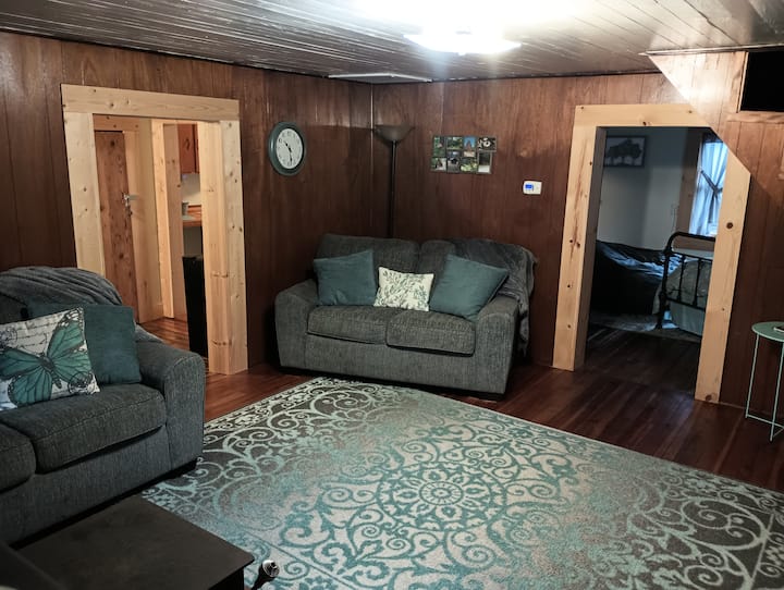 100acre Woods Cabin Retreat - Virginia