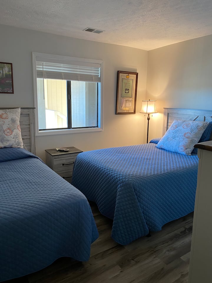 Dhoma e gjumit #2: Krevat i plotë dhe dopio.