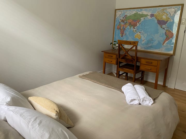 غرفة النوم 2