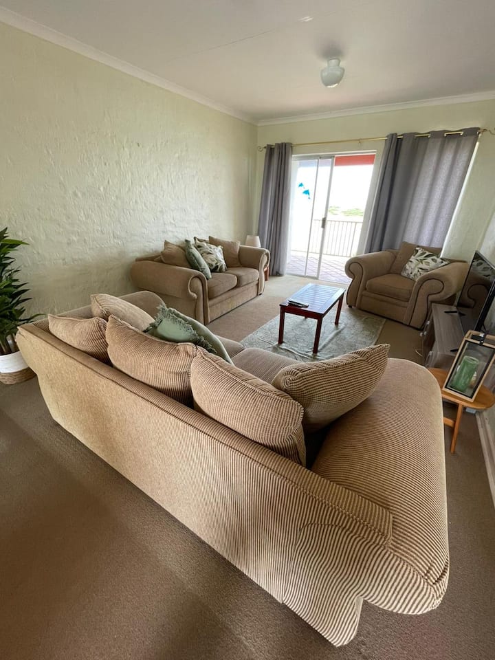 A Home Way From Home - Jeffreys Bay