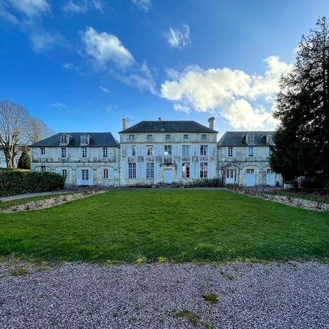 Large family mansion near Arromanches