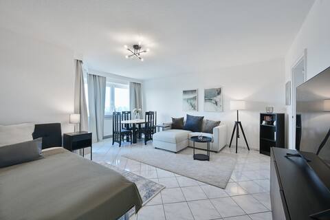 Modern apartment with beautiful views near FernUni
