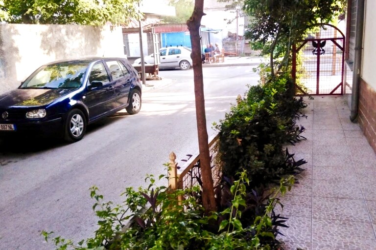 Listing 794695179737777845