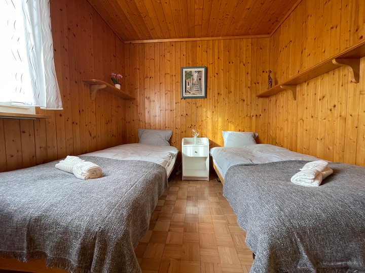 Dhomë gjumi 2