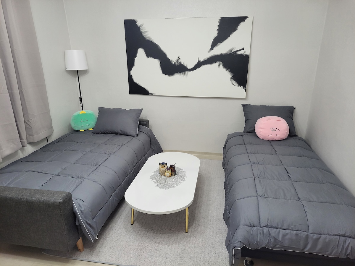 两张沙发床，让您感到舒适 