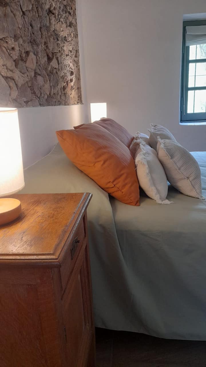 საძინებელი 1