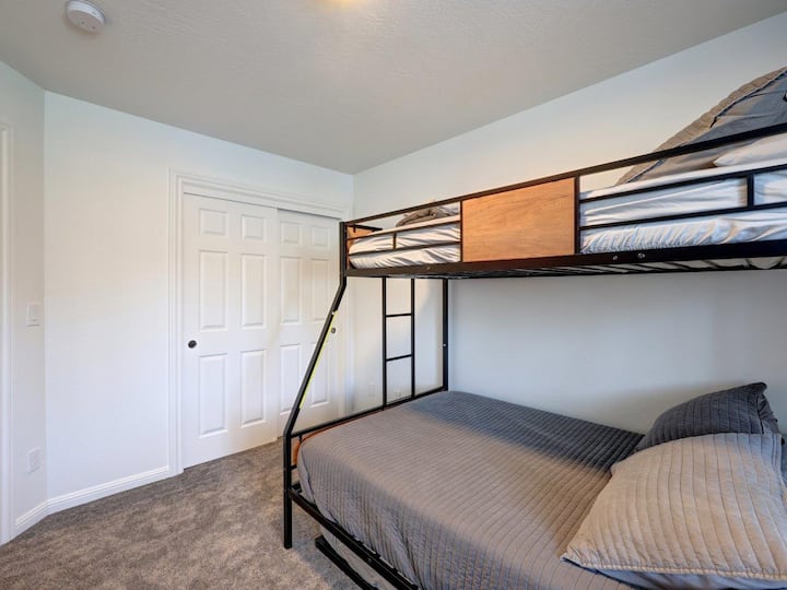 Tercer dormitorio, litera con cama nido