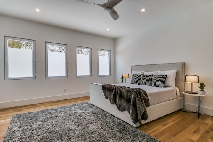 2 - ра спалня