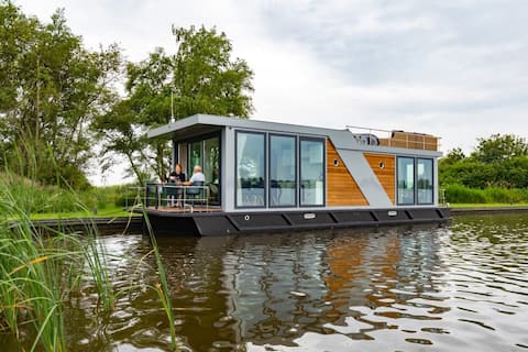 Top Airbnb: Houseboat Friesland ~ Sneek in Sperkhem En Industrieterrein Houkesloot