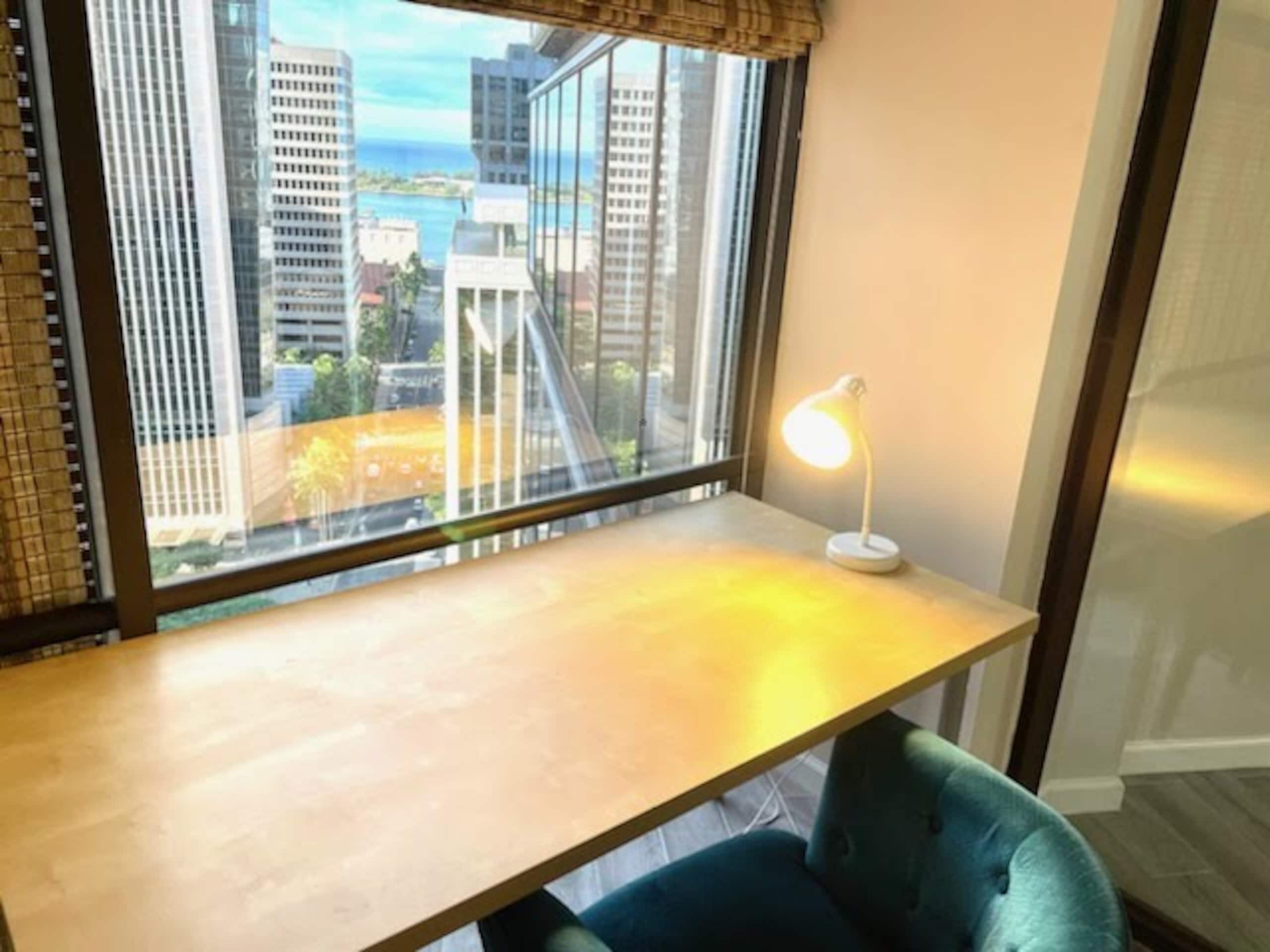 Condo in Honolulu · ★4.92 · 1 bedroom · 4 beds · 1 private bath - Image 11