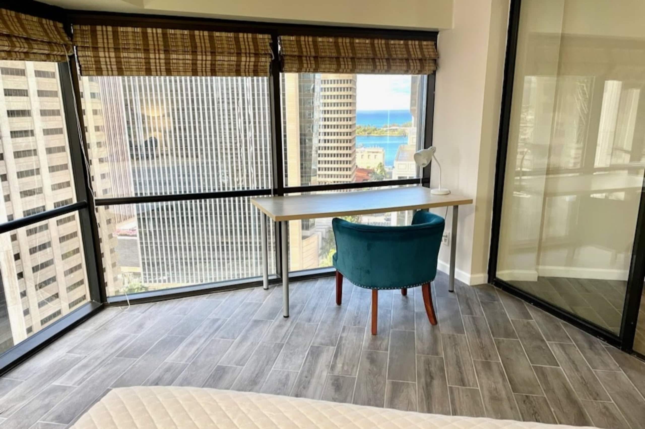 Condo in Honolulu · ★4.92 · 1 bedroom · 4 beds · 1 private bath - Image 10