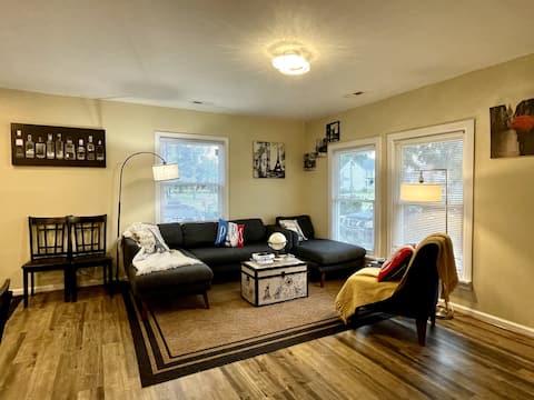 Newly Furnished 4 Bedroom Home in Newport News
