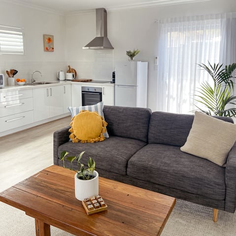 Successful Airbnb property: Little Bertha Guesthouse in West Busselton