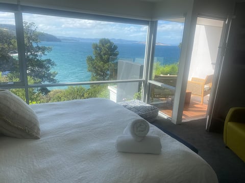 Waterfront Haven Apartment