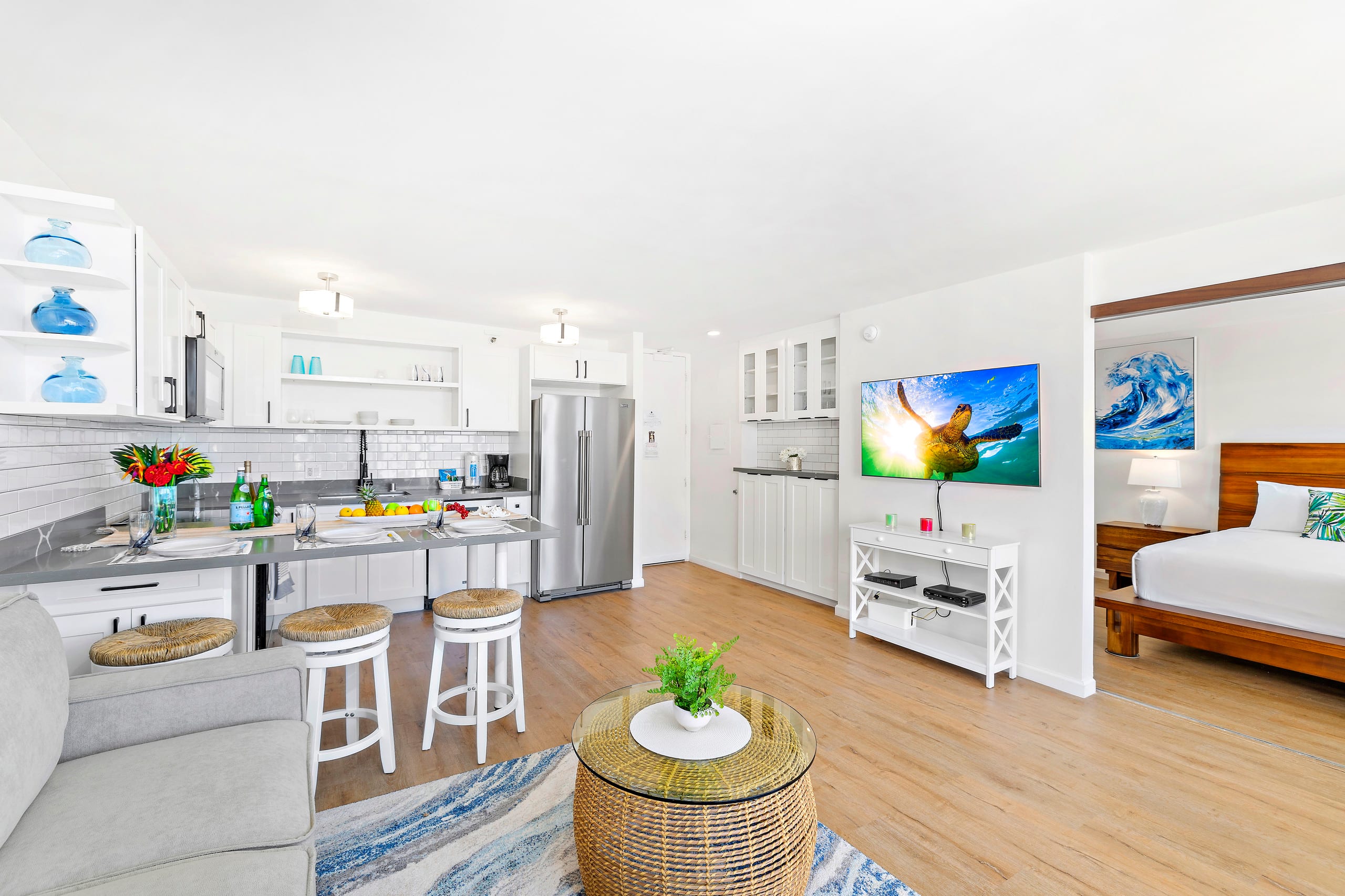 Condo in Honolulu · ★4.81 · 1 bedroom · 2 beds · 1 private bath - Image 7