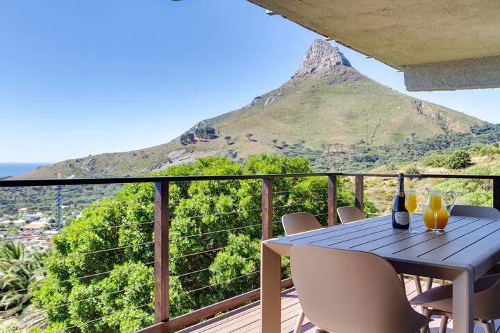 Spacious Home With Stunning Ocean & Mountain Views gallery image 3