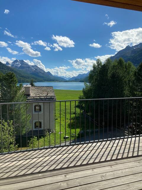 Chesa Myrta - attic with beautiful lake view