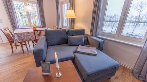 Top Airbnb: Unique water view with fireplace and lake terrace in Neuharlingersiel