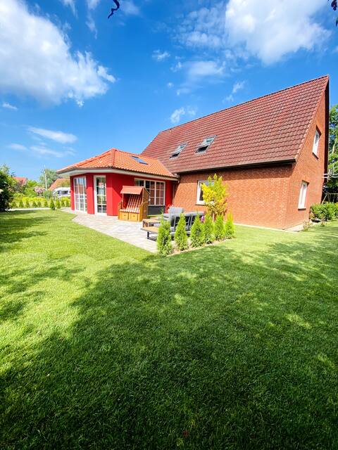 House Nordlicht! 700 m to the beach!