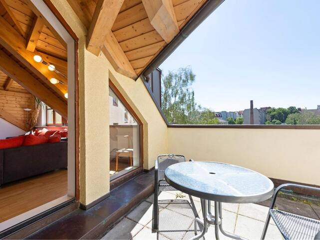 Appartement mit 2 Schlafzimmern und Balkon gallery image 2