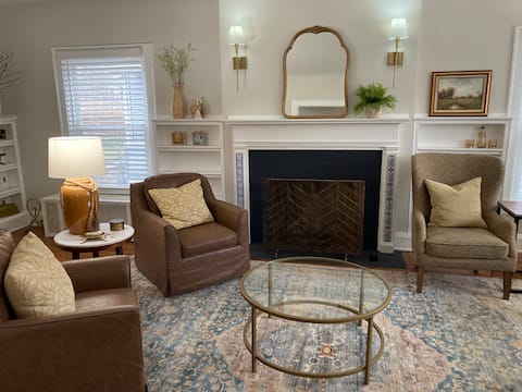 Top performing Airbnb: Unique Home in Cleveland Heights in Cleveland Heights