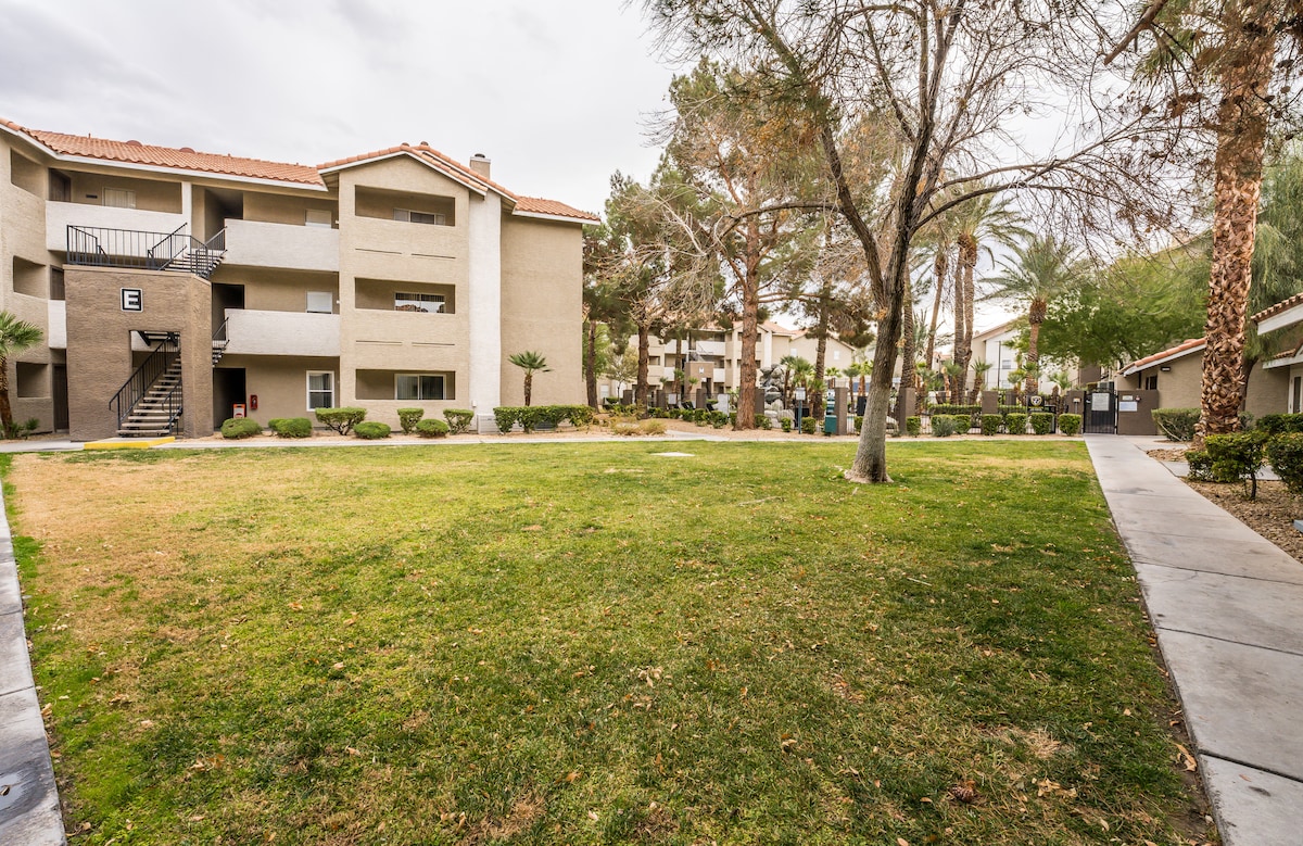 Vegas Condo