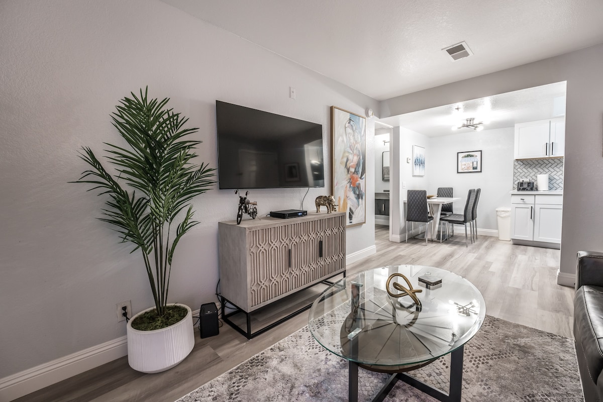 Vegas Condo