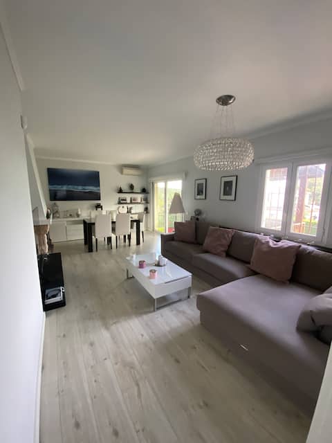Popular Airbnb listing: Beautiful Villa with Pool in Calonge I Sant Antoni