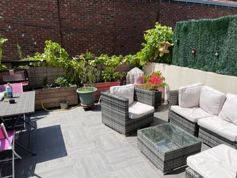 Villa/terrace 15 min from the center of Paris
