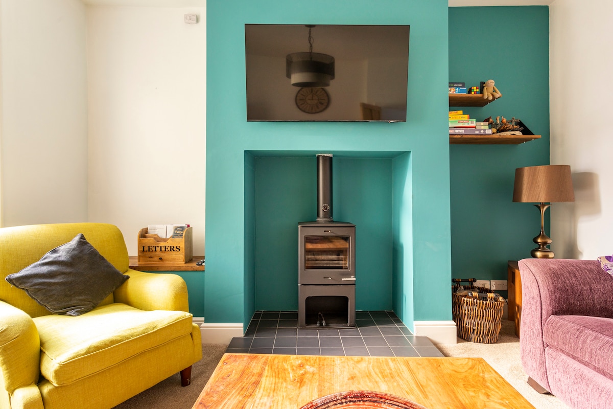 Top Airbnb: Cosy 2 bedroom house 5 minutes walk to town centre a Lancashire