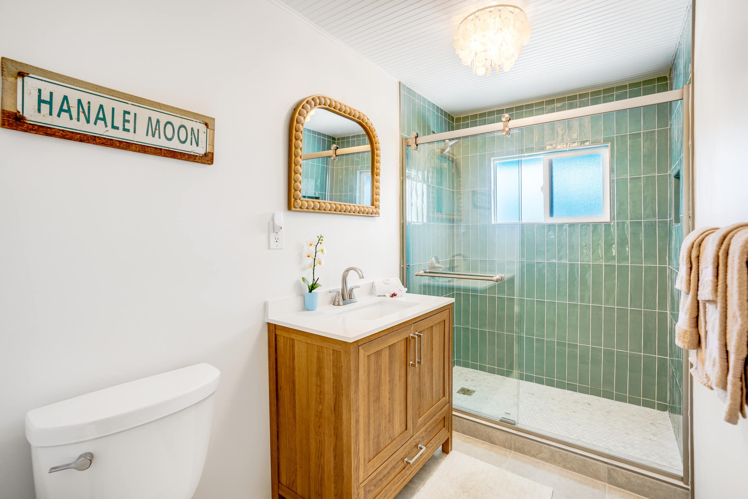 Home in Hanalei · ★4.87 · 5 bedrooms · 6 beds · 2 private baths - Image 15