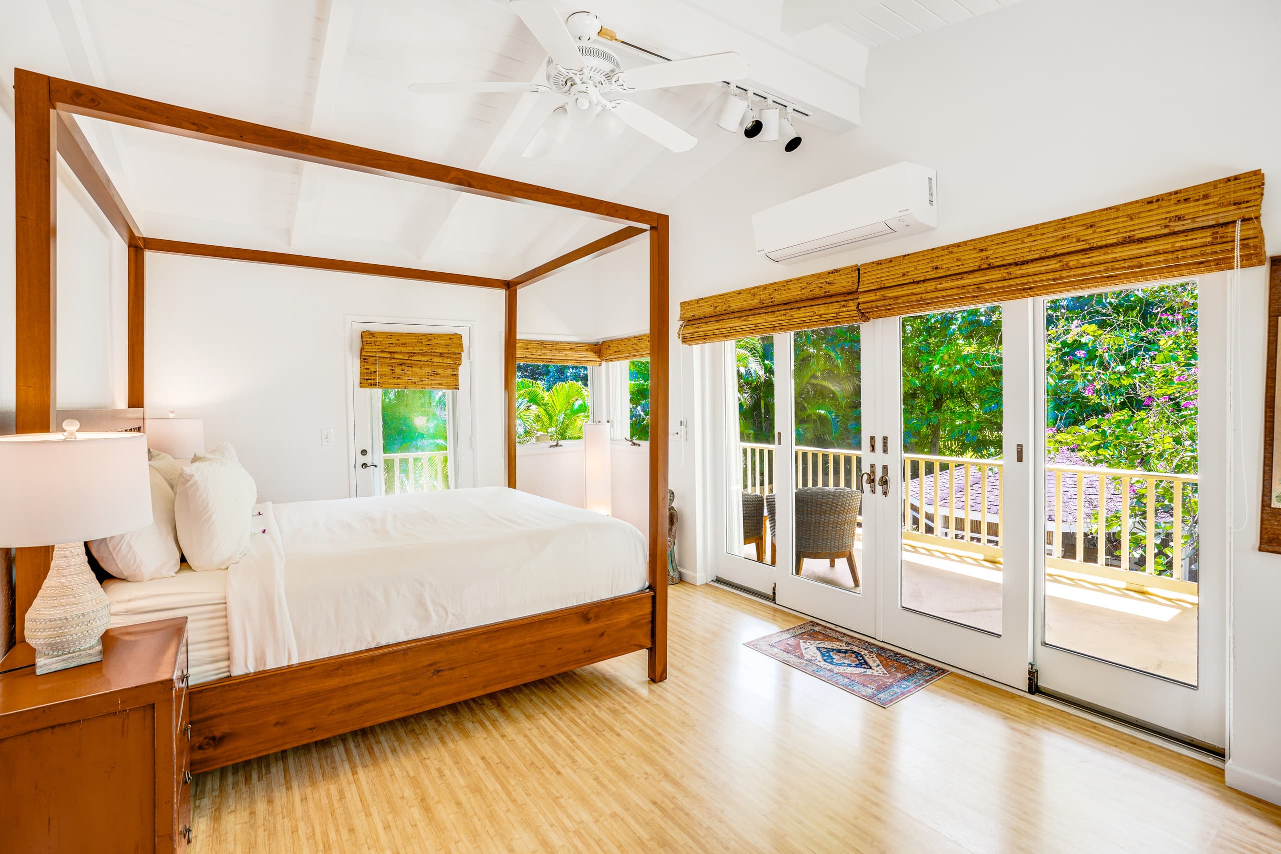 Home in Hanalei · ★4.87 · 5 bedrooms · 6 beds · 2 private baths - Image 8