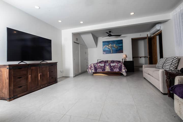 Спалня 4 суперголямо двойно легло + двоен диван