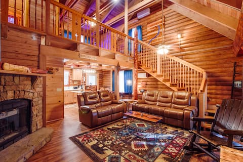 Ichetucknee Springs Log Cabin (Hot Tub)