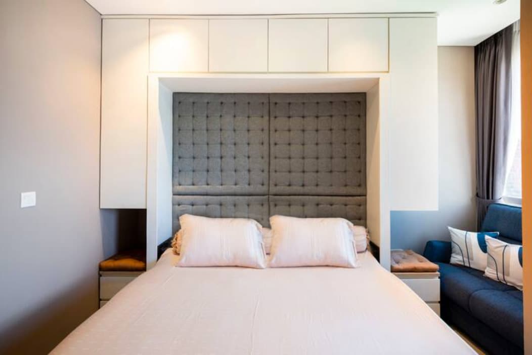 特大号双人床（ 180 x 200 ）
乳胶马特拉斯