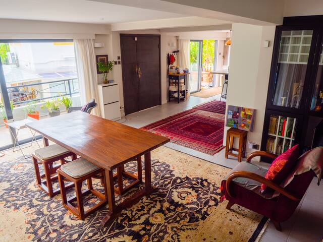 3 Storey Villa, 300 Steps from the beach! gallery image 4