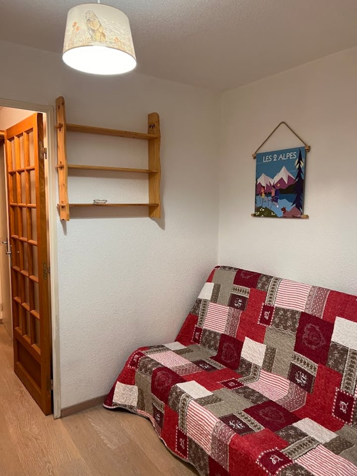 საძინებელი 1