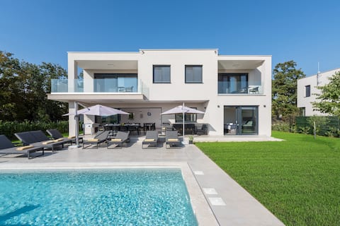 Villa Pina in Karigador / Novigrad