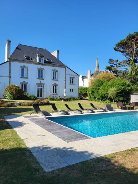 Domaine du Douet, 7 bedrooms, pool, in the village
