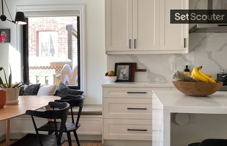 Modern Family Home in Heart of Toronto